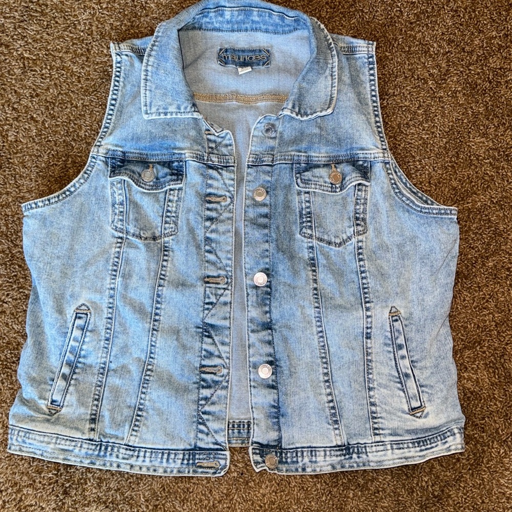Maurices Jean Vest